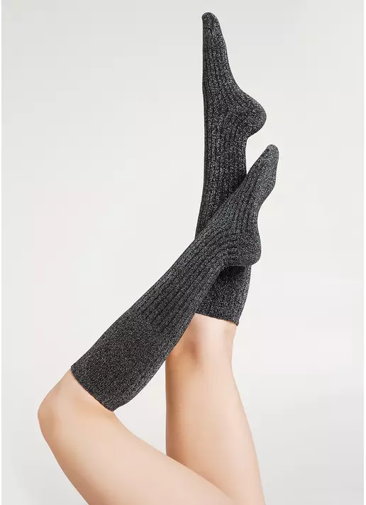 Блестящие гольфы в рубчик WG1 LUREX RIB STRONG 001 black/silver metallic (черный)