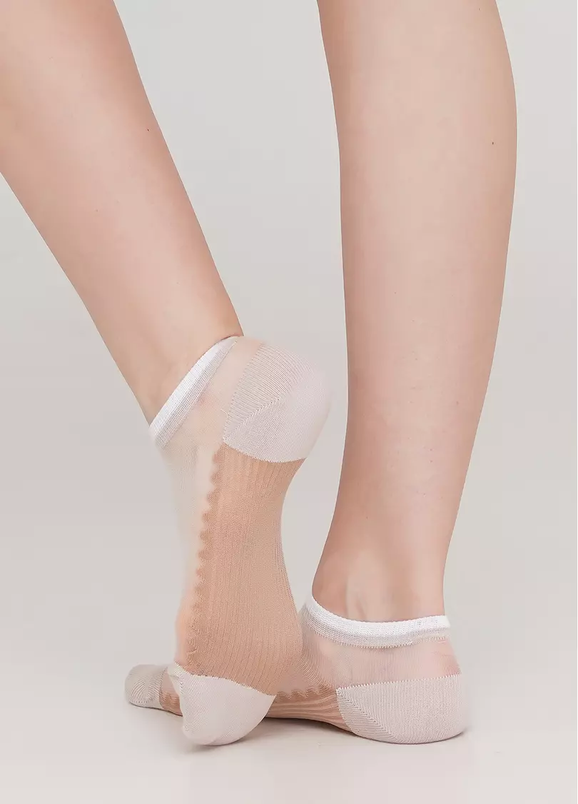 Носки короткие прозрачные с хлопковой стопой WS1 CRISTAL 029 (бежевий)