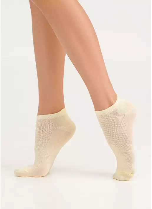 Короткі шкарпетки з високою п'ятою WS1 SUMMER SPORT 001 light yellow (жовтий)