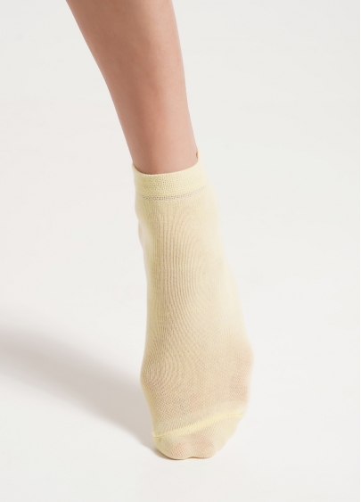 Хлопковые носки женские классические WS2 CLASSIC light yellow (желтый)