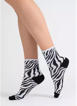 Шкарпетки з принтом зебра WS2 FASHION 2504 black/white (чорний/білий) Шкарпетки з принтом зебра WS2 FASHION 2504 black/white (чорний/білий)