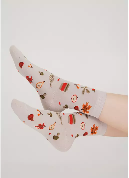 Жіночі шкарпетки з малюнками WS3 AUTUMN 004 moonlight (бежевий)