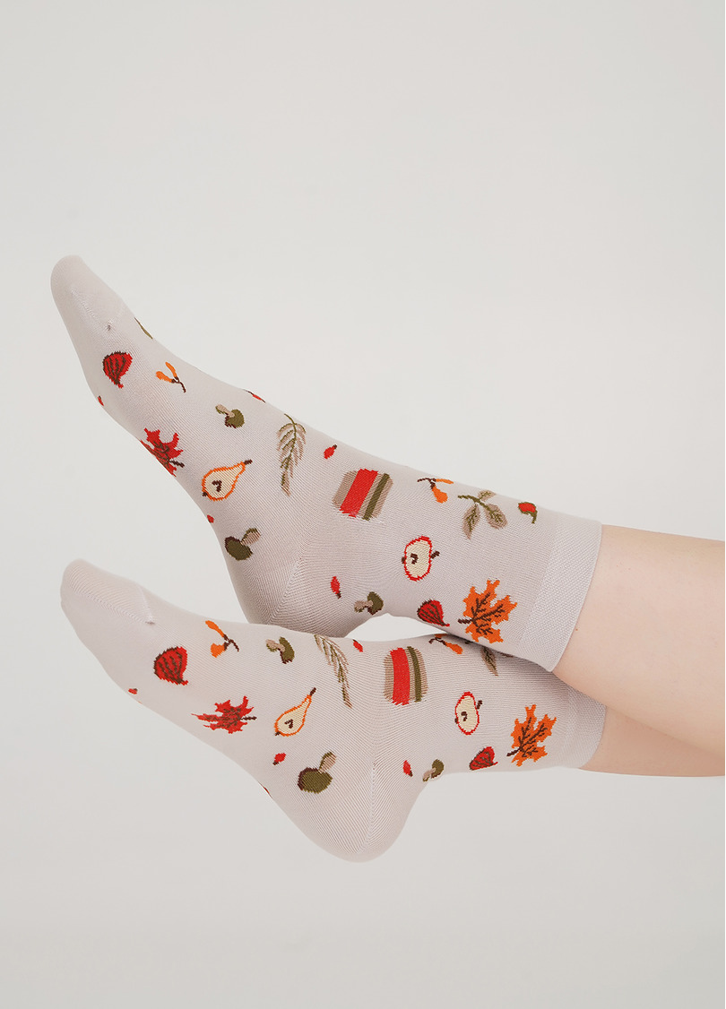 Женские носки с рисунками WS3 AUTUMN 004 moonlight (бежевый)