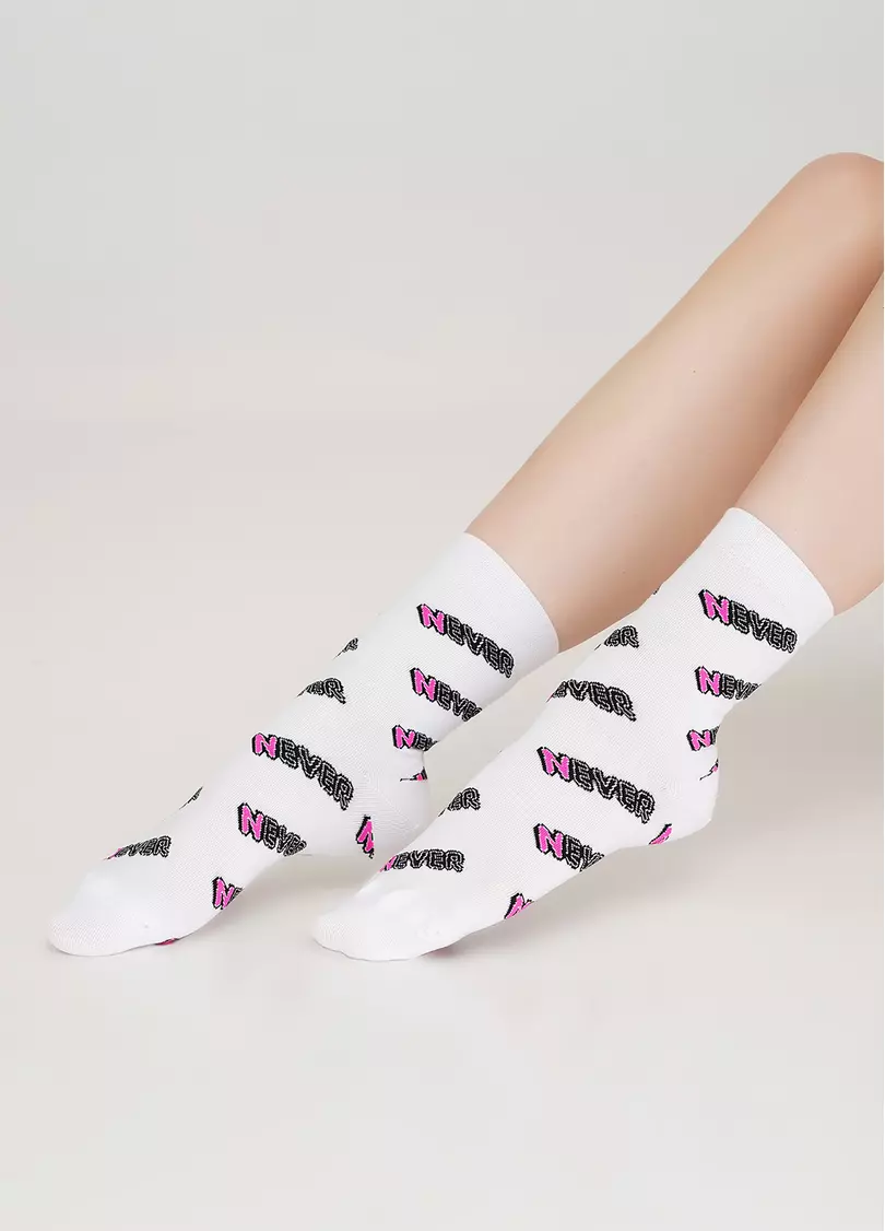 Женские носки в надписи NEVER WS3 TEXT 002 white (белый)