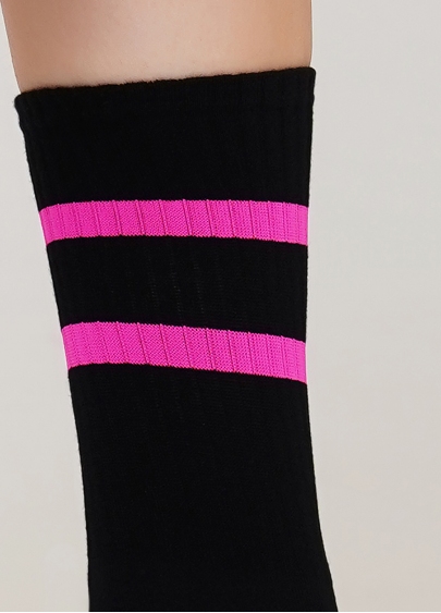 Жіночі високі шкарпетки з неоновими смужками WS4 SOFT NEON 002 (чорний/рожевий)