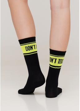 Женские высокие носки с неоновой надписью WS4 SOFT NEON 004 (черный/желтый)