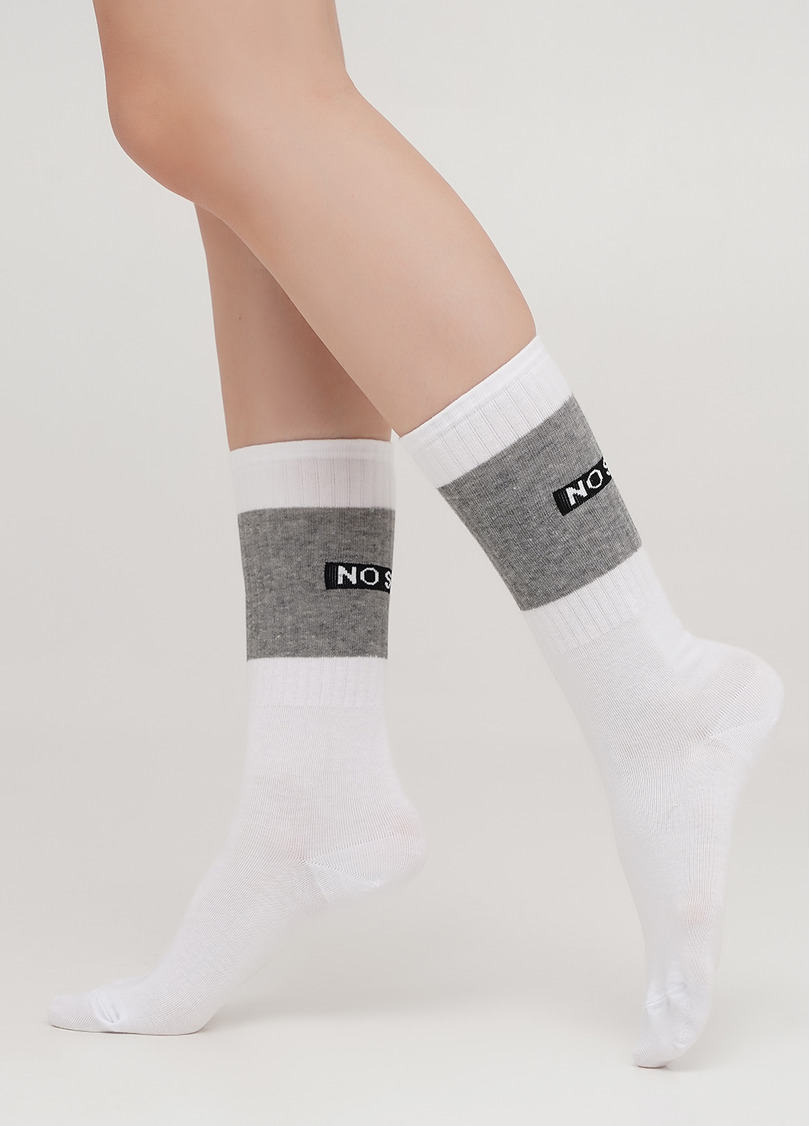 Високі жіночі шкарпетки з контрастним написом ззаду WS4 TEXT STRONG 003 (білий)