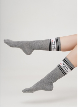 Высокие носки из хлопка с надписью WS4 TEXT STRONG 007 (светло-серый)