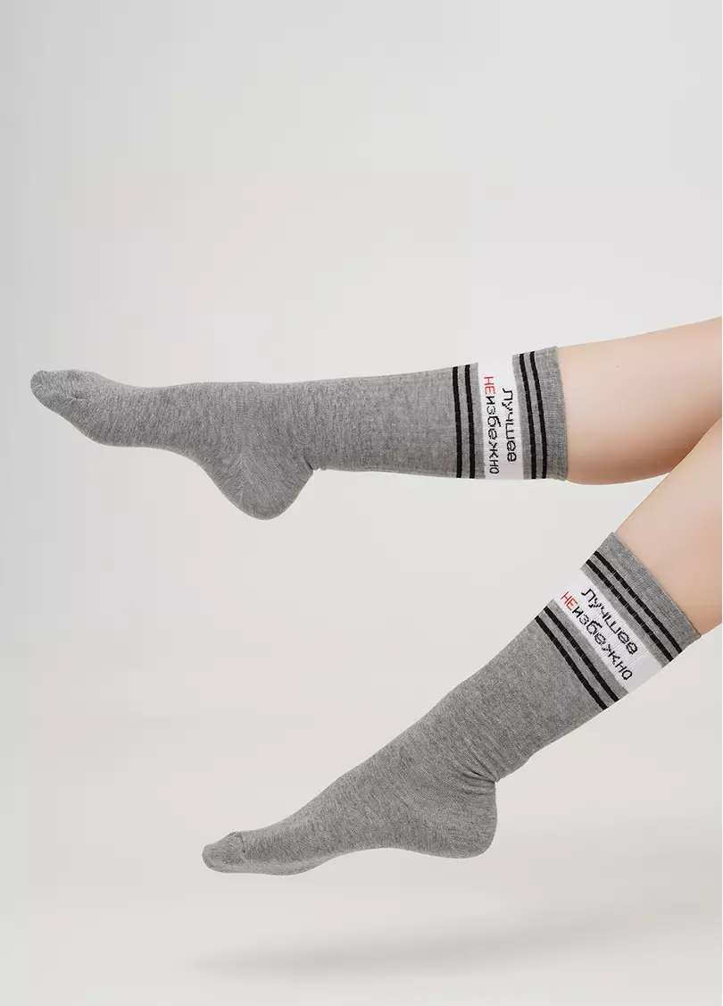Высокие носки из хлопка с надписью WS4 TEXT STRONG 007 (светло-серый)
