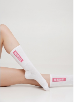 Женские носки высокие с надписью сбоку WS4 TEXT STRONG 009 (белый/розовый)