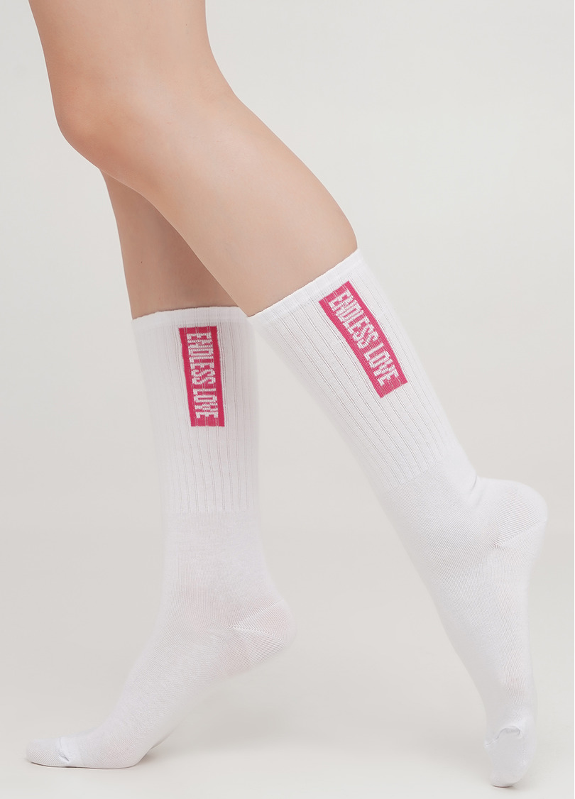 Высокие носки с надписью по бокам WS4 TEXT STRONG 010 (белый/фуксия)