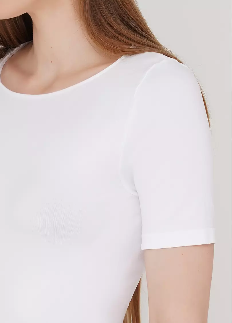 Укороченная бесшовная футболка CROP T-SHIRT (белый)