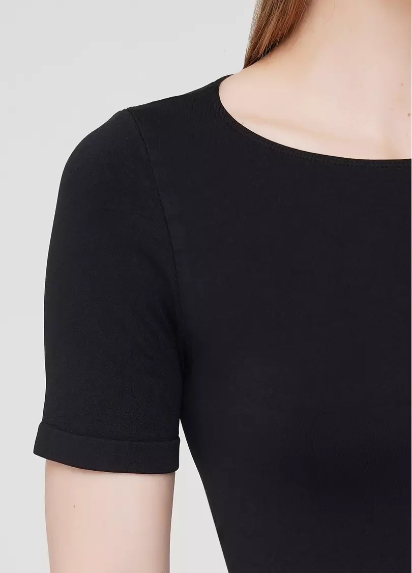 Укороченная бесшовная футболка CROP T-SHIRT nero (черный)