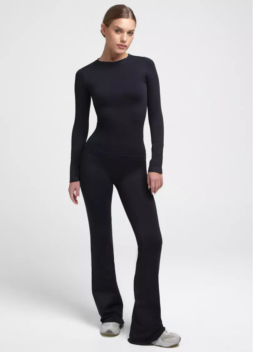 Безшовний лонгслів LONGSLEEVE 01 black (чорний)