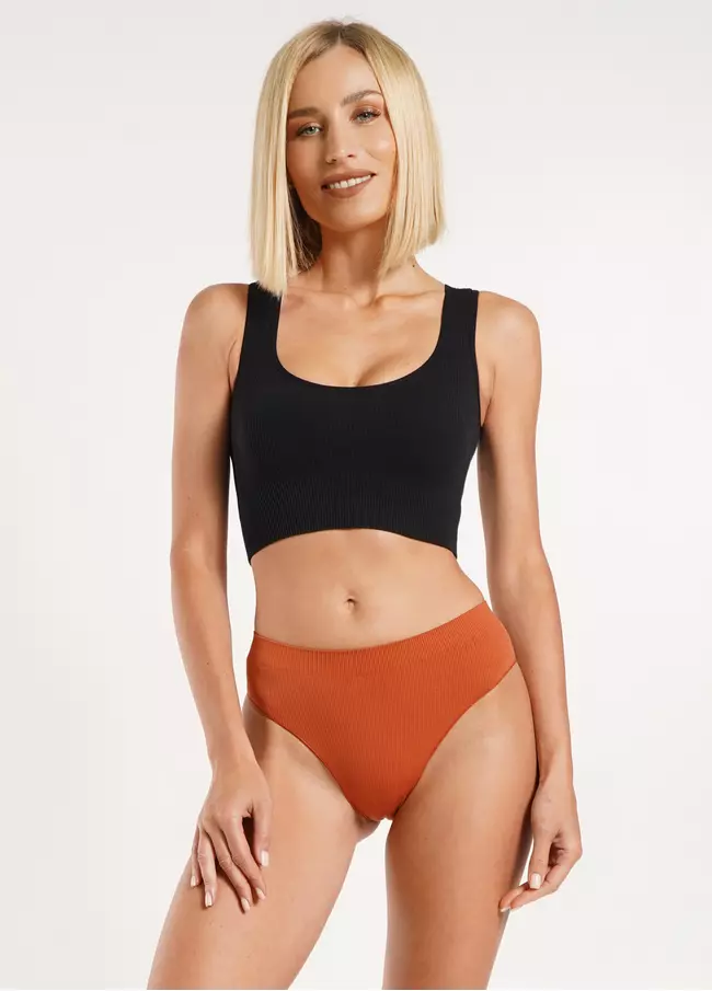 TOP-RIB-black-2-650x905.webp