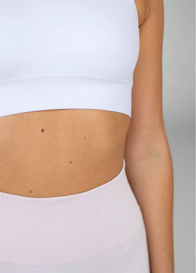 Спортивний топ FLEX TOP FREE (білий)