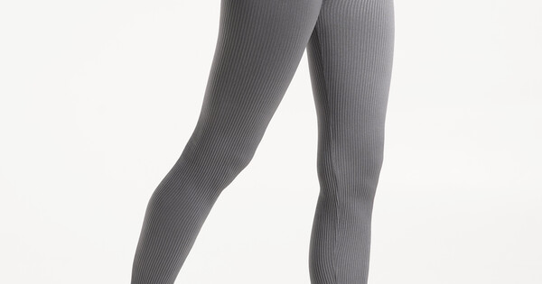 Rent-TV erotikasi eng yaxshisi Pinky June jinsiy aloqa bilan porno video 3