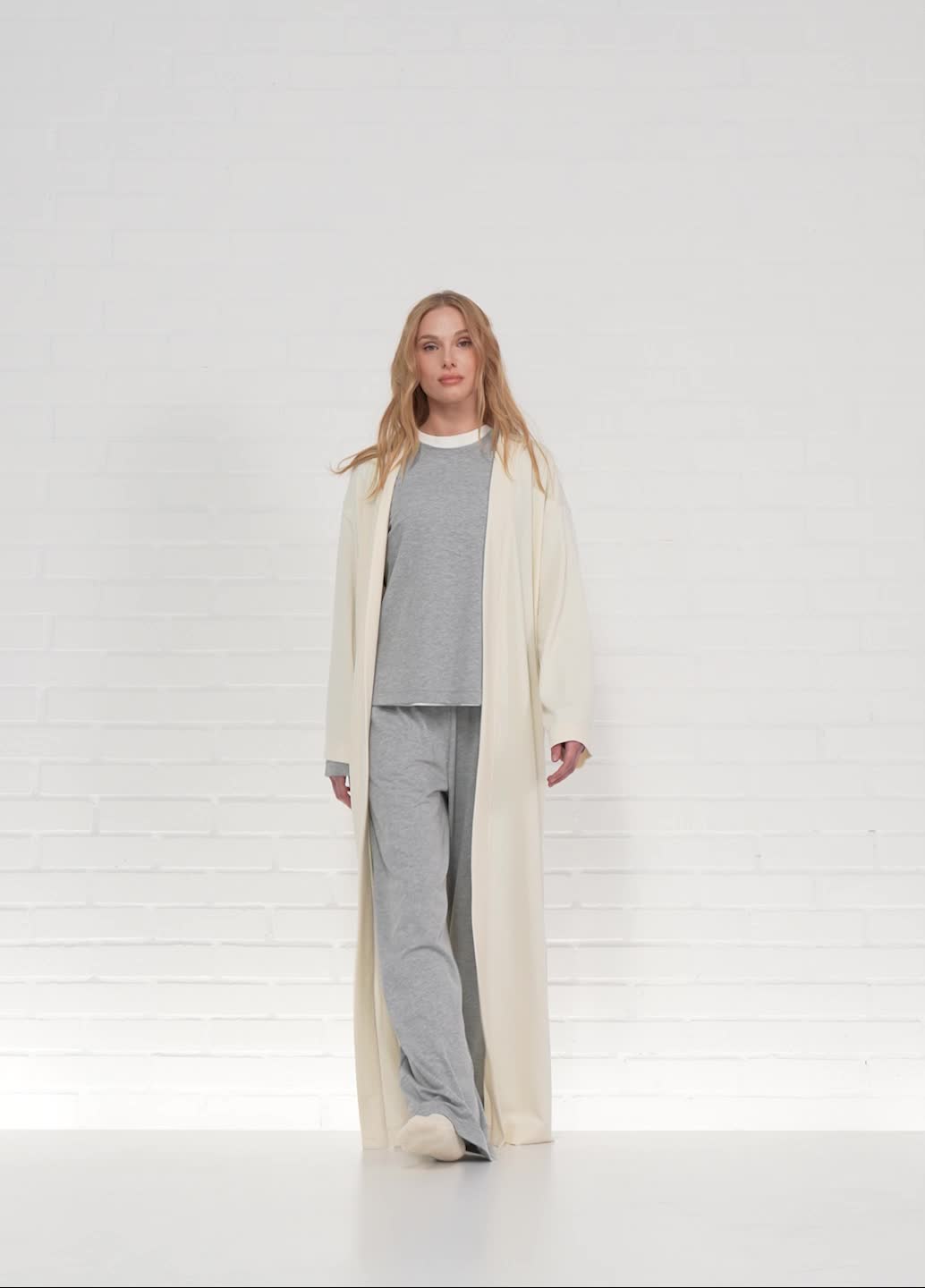 Довгий кардиган ESSENTIAL MILK 7402/320 light cream (молочний)